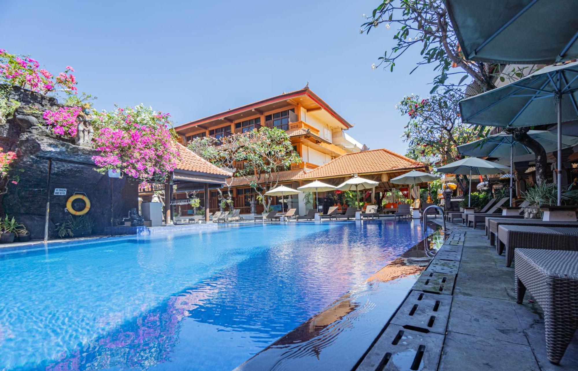 Wina Kuta Bali Resort 4*